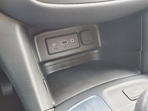 Certified 2024 Chevrolet Equinox LT w/ LPO, Floor Liner Package image 34