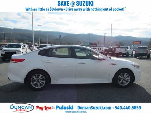 Used 2017 Kia Optima LX image 2