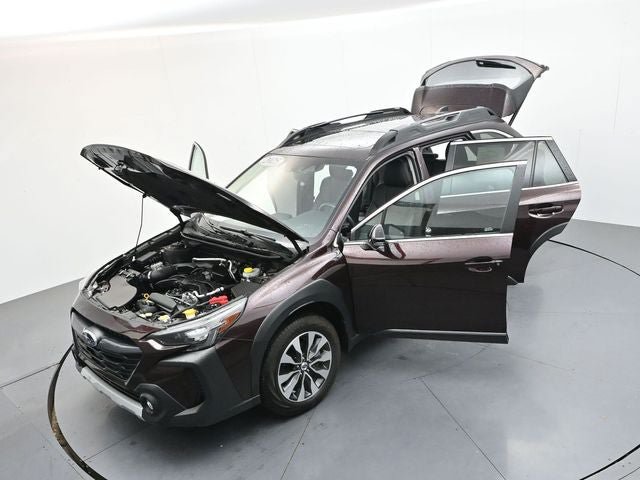 Used 2025 Subaru Outback Limited AWD/4WD image 39