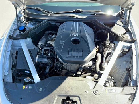 Used 2018 Kia Stinger RWD image 22