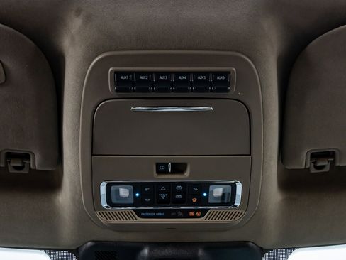 Used 2026 Ford F250 Platinum w/ Platinum Plus Package AWD/4WD image 30