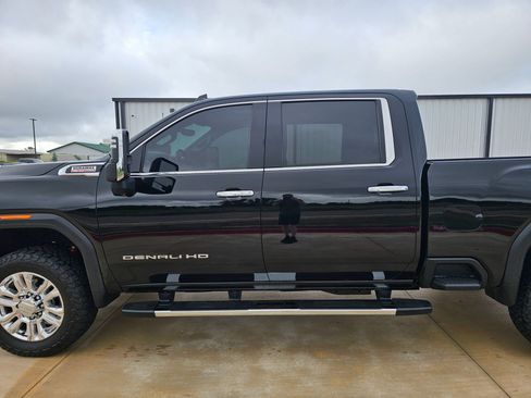 Used 2020 GMC Sierra 3500 Denali w/ Denali Ultimate Package AWD/4WD image 16