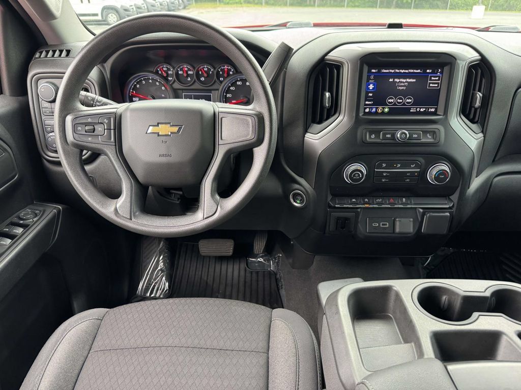 Used 2022 Chevrolet Silverado 1500 Custom w/ LPO, Dark Essentials Package AWD/4WD image 16