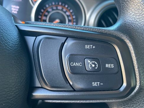 Used 2021 Jeep Wrangler Unlimited Sport image 26