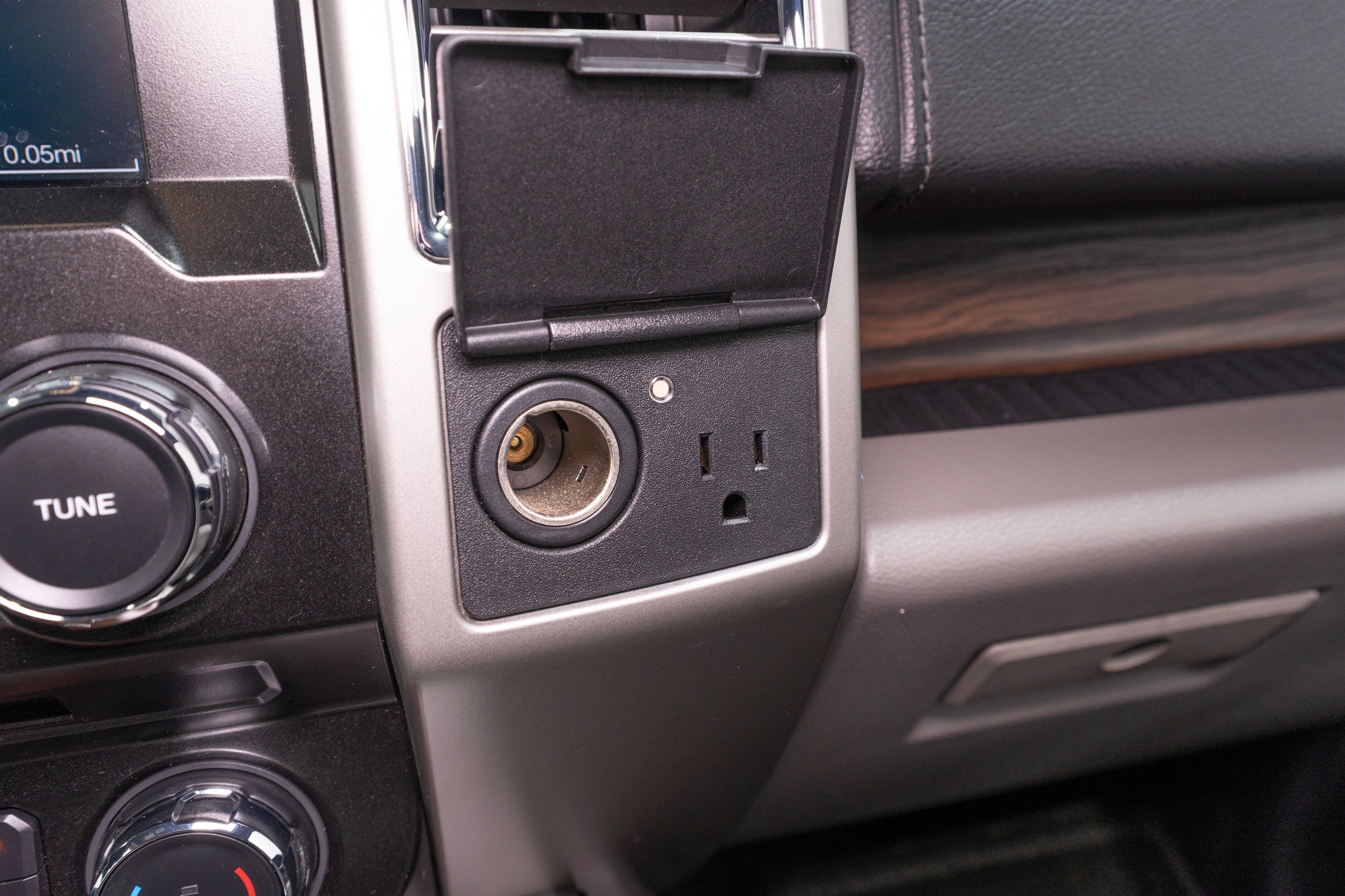 Used 2016 Ford F150 Lariat RWD image 27
