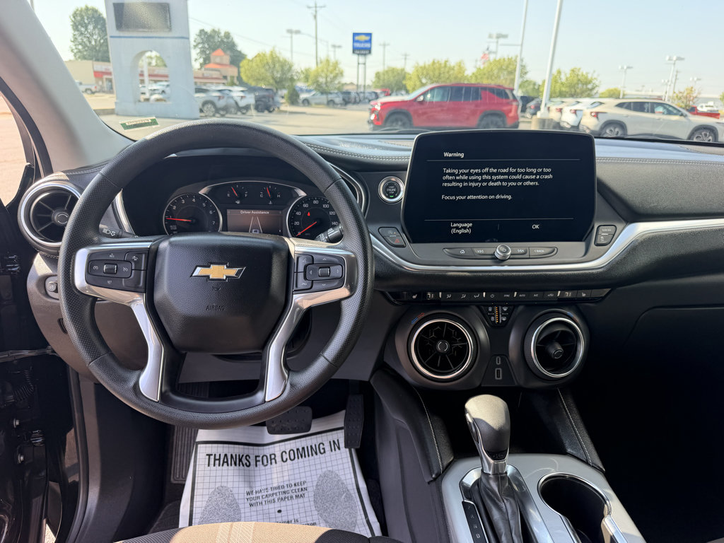 Used 2025 Chevrolet Blazer LT AWD/4WD image 15