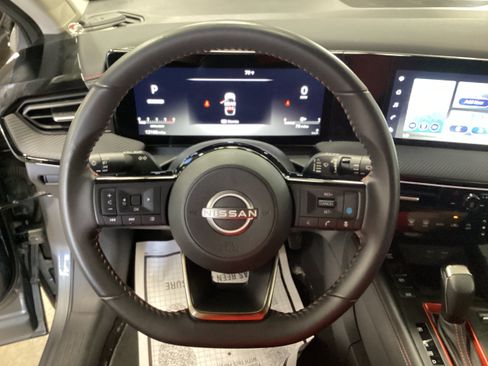 Used 2025 Nissan Kicks SR AWD/4WD image 18