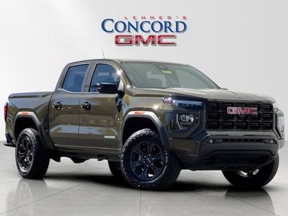 Used 2025 GMC Canyon Elevation w/ Convenience Package