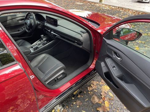 Used 2023 Honda Accord Sport image 15