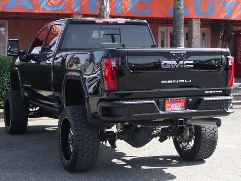 Used 2024 GMC Sierra 2500 Denali Ultimate w/ Max Trailering Package AWD/4WD image 6