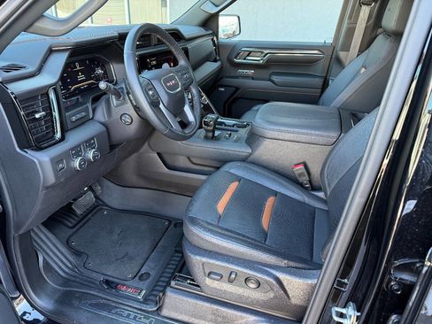 Used 2024 GMC Sierra 1500 AT4 w/ Technology Package image 12