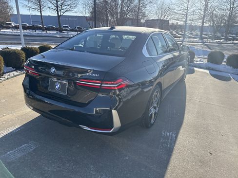 New 2026 BMW 530i xDrive AWD/4WD image 5