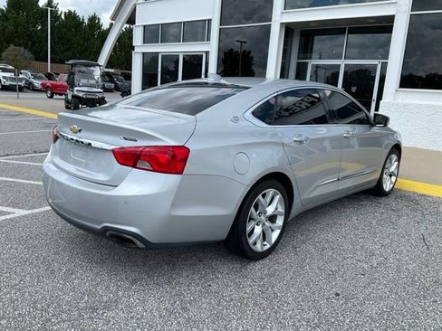 Used 2018 Chevrolet Impala Premier FWD image 7