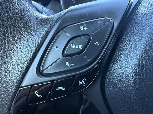 Used 2020 Toyota C-HR LE image 19