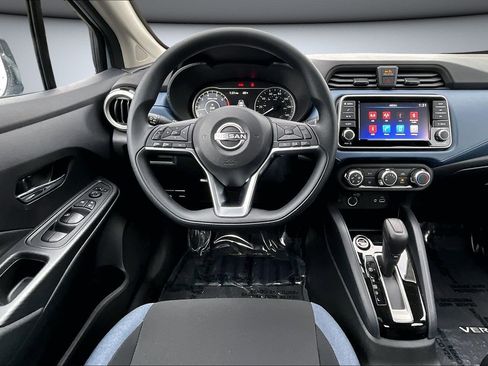 Used 2025 Nissan Versa SV w/ Trunk Package image 1