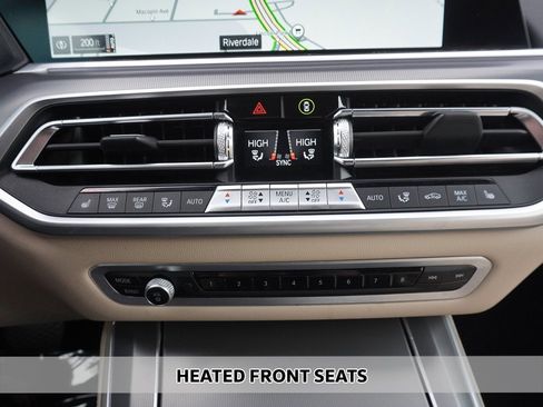 Used 2022 BMW X5 xDrive40i w/ Parking Assistance Package image 7