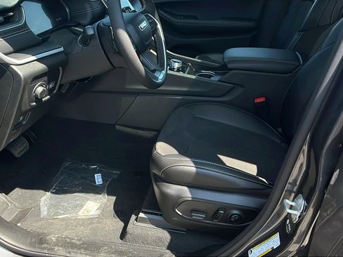 New 2025 Jeep Grand Cherokee L Altitude image 16