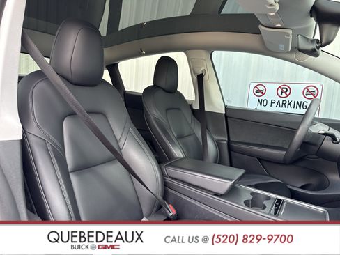 Used 2021 Tesla Model Y Long Range image 27