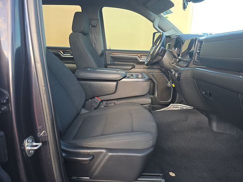 Used 2024 Chevrolet Silverado 2500 LT AWD/4WD image 79