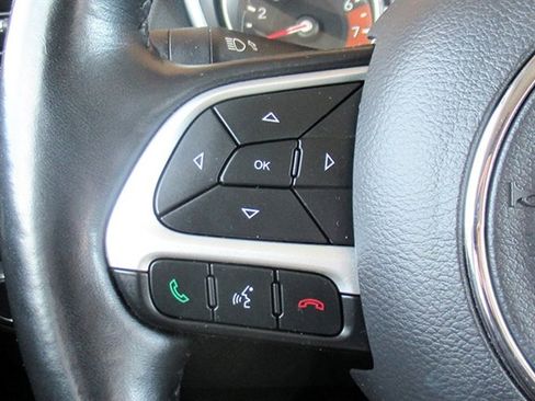 Used 2021 Jeep Compass Sport w/ Cold Weather Group image 19