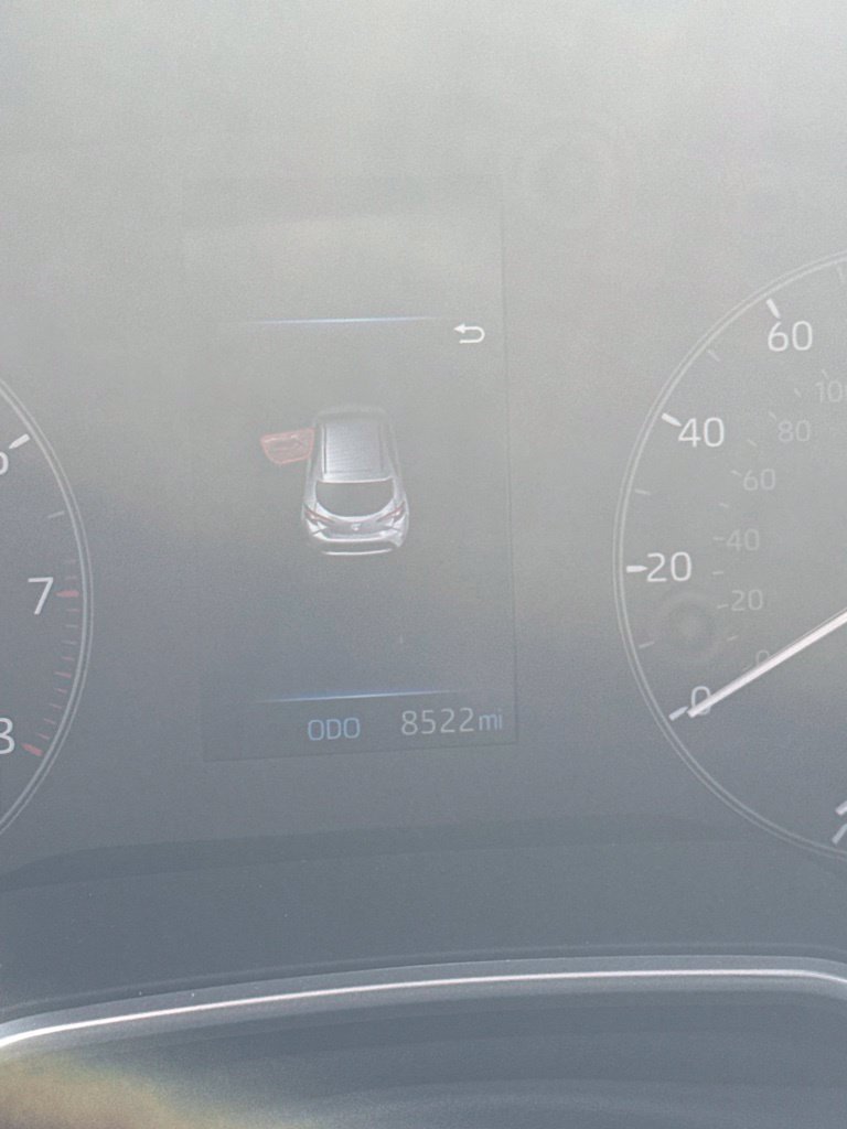 Used 2025 Toyota Corolla SE FWD image 4