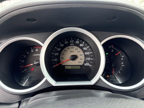 Used 2005 Toyota Tacoma PreRunner image 15