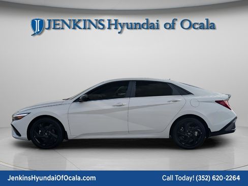 New 2026 Hyundai Elantra SEL Sport image 7