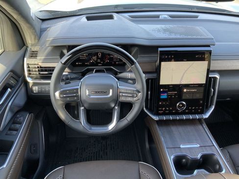 New 2026 GMC Acadia Denali Ultimate w/ LPO, Floor Liner Package image 33