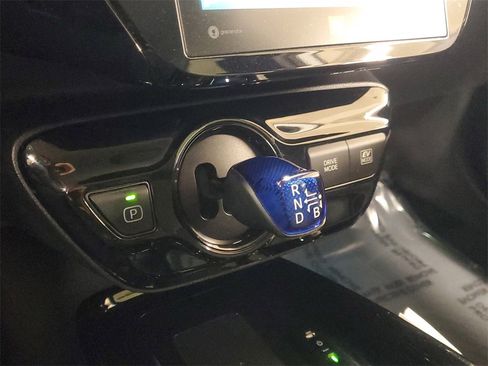 Used 2019 Toyota Prius Limited image 28