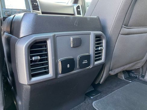Used 2018 Ford F150 XLT w/ Equipment Group 302A Luxury AWD/4WD image 14