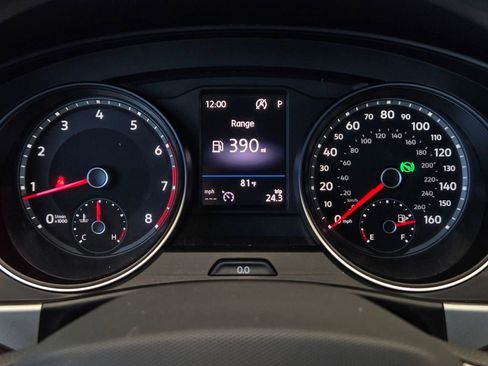 Used 2021 Volkswagen Atlas Cross Sport S image 22