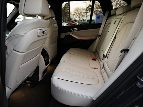 New 2026 BMW X5 xDrive40i w/ M Sport Package image 26