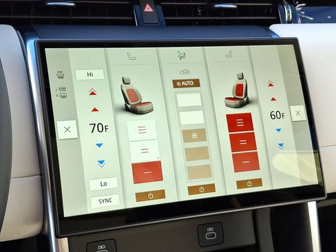 New 2025 Land Rover Discovery Sport S image 14