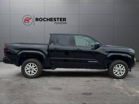 Certified 2025 Toyota Tacoma SR5 AWD/4WD image 95