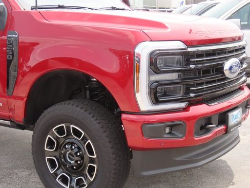 New 2026 Ford F250 Platinum AWD/4WD image 6