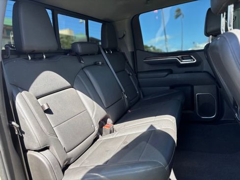 Used 2022 GMC Sierra 1500 Elevation w/ Elevation Premium Package image 11
