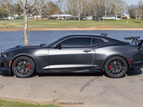 Used 2024 Chevrolet Camaro ZL1 RWD image 3
