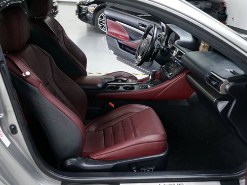 Used 2017 Lexus RC 200t image 33