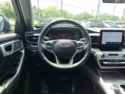 Certified 2024 Ford Explorer XLT w/ Equipment Group 202A AWD/4WD image 16