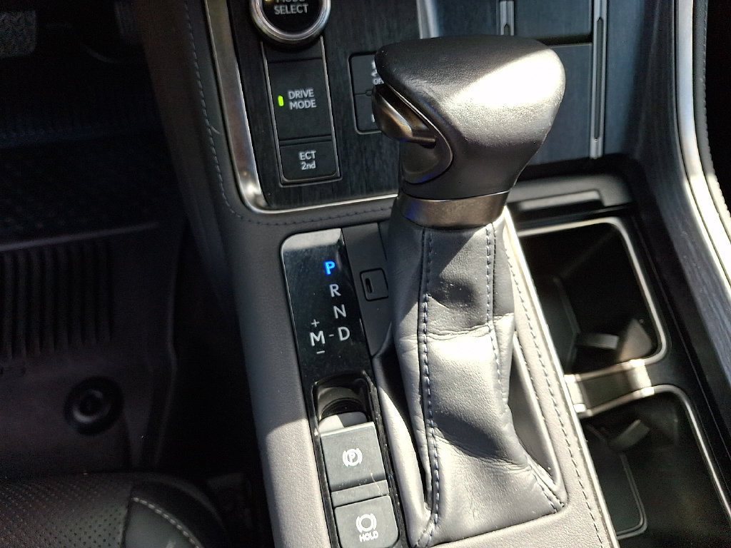 Used 2024 Lexus GX 550 w/ Accessory Package (2T) AWD/4WD image 15