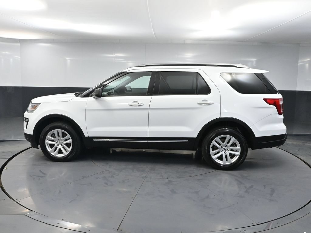 Used 2019 Ford Explorer XLT AWD/4WD image 7
