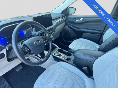 Certified 2023 Ford Escape SE w/ PHEV Premium Package image 2