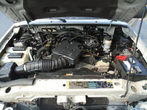 Used 2009 Ford Ranger XLT AWD/4WD image 17