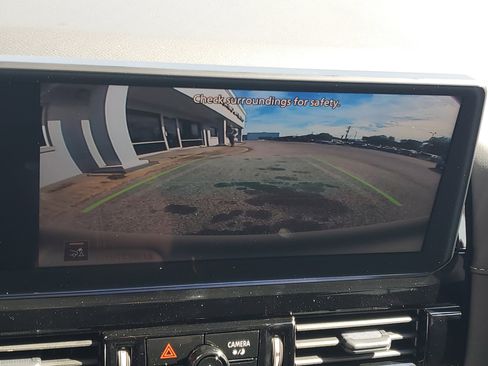 New 2026 Nissan Pathfinder SV image 9