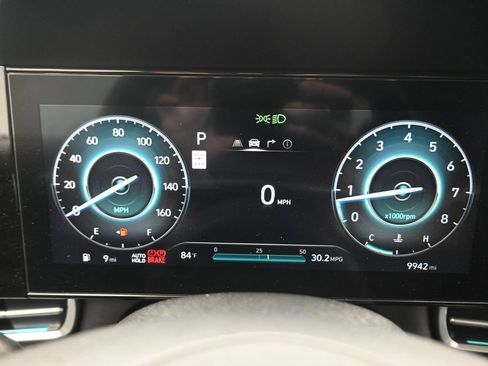 Used 2025 Hyundai Elantra SEL FWD image 6