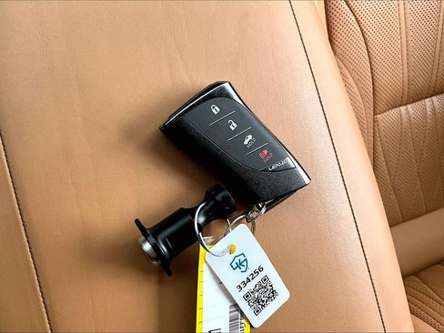 Used 2021 Lexus LS 500 w/ Interior Upgrade Package RWD image 15