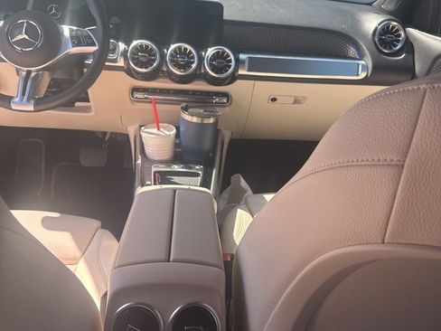Used 2025 Mercedes-Benz GLB 250 image 19