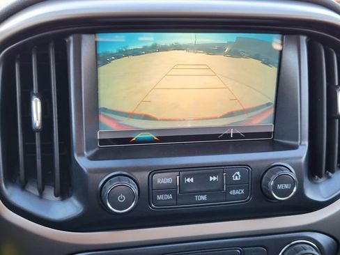 Used 2018 Chevrolet Colorado Z71 image 18