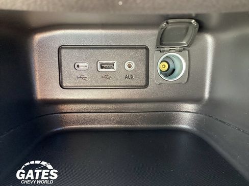 Used 2024 Chevrolet Equinox LT w/ LPO, Floor Liner Package AWD/4WD image 20