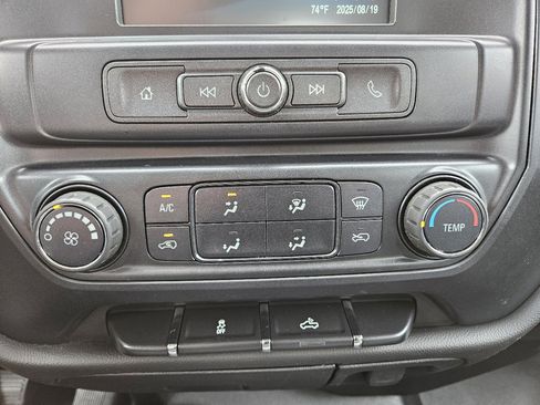 Used 2019 Chevrolet Silverado 2500 W/T image 39